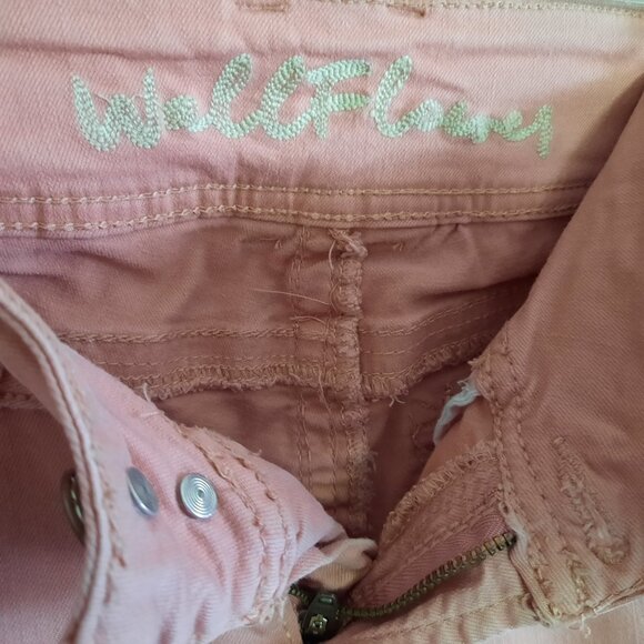 Wallflower Cuffed Ankle Distressed Crop Skinny Jeans - Pink, Size XS - Picture 9 of 16